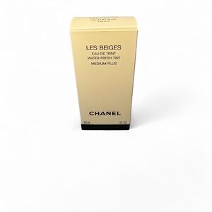 CHANEL Les Beiges Water-Fresh Tint Medium Plus